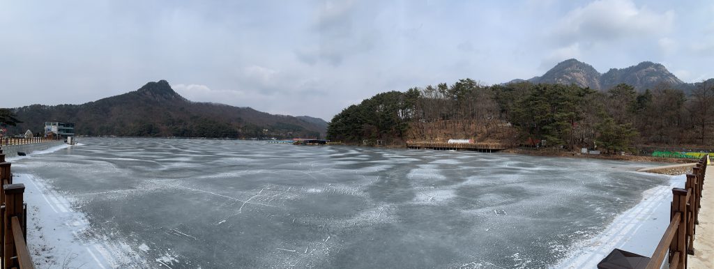 山井湖